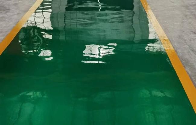 環氧樹脂地坪漆