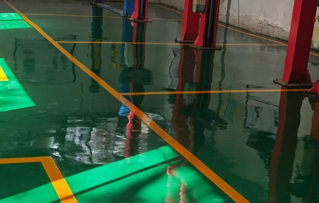環氧樹脂地坪漆